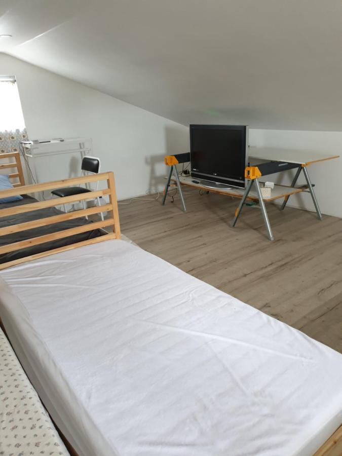 Dianella Budget Rooms Happy Place To Stay 퍼스 외부 사진